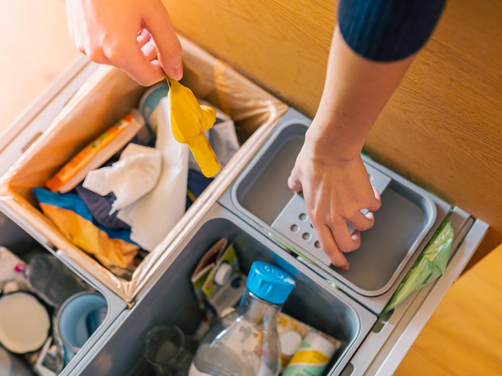 Aprende a solucionar los problemas de residuos en casa