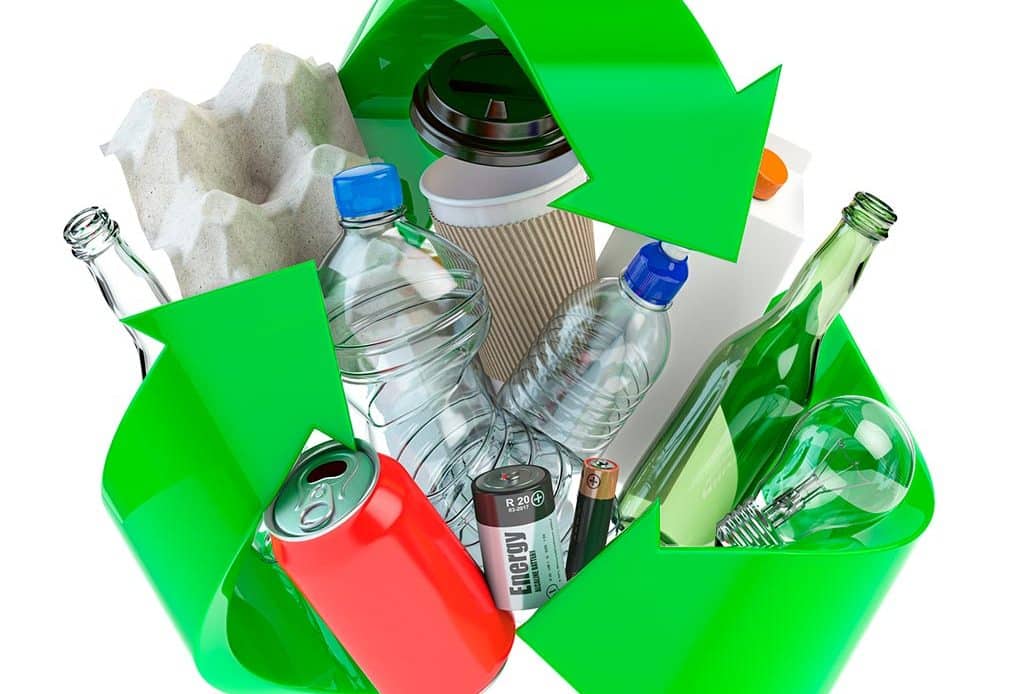 Averigua qué cosas pueden reciclarse y pon manos a la obra